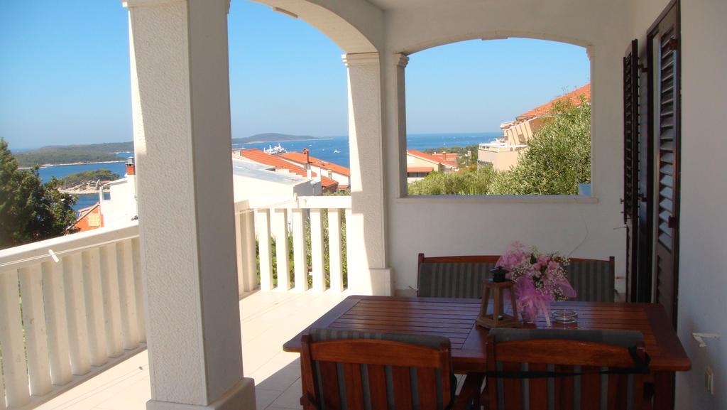 Apartments Topo Hvar Town Eksteriør bilde